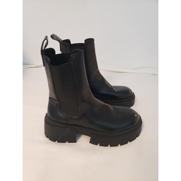 NEW H&M Chelsea Boots Womens Size 8.5 Black Lug Sole Chunky Platform Pull On - Picture 9 of 10